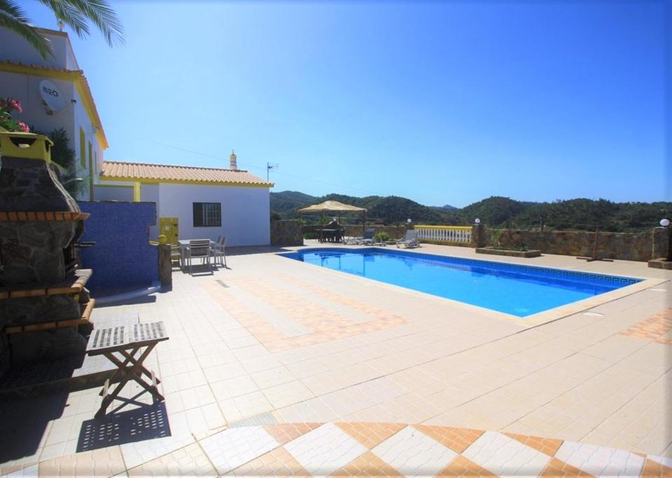 Casa Branca Holiday Resort Salir Екстер'єр фото