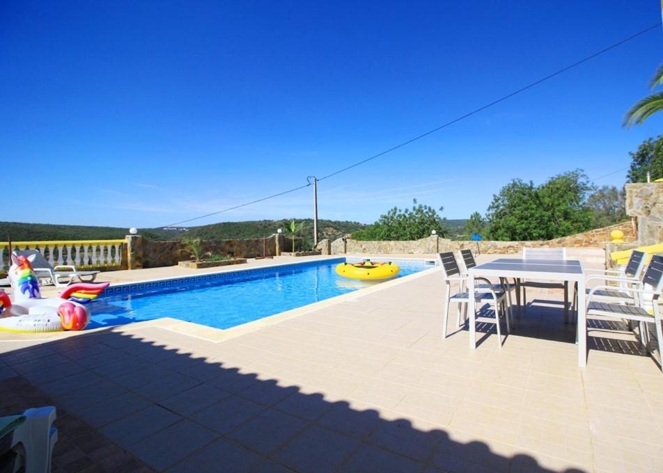 Casa Branca Holiday Resort Salir Екстер'єр фото
