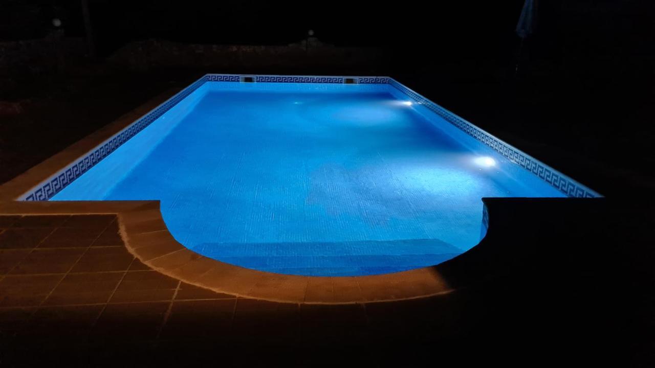 Casa Branca Holiday Resort Salir Екстер'єр фото