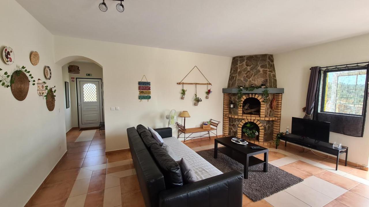Casa Branca Holiday Resort Salir Екстер'єр фото